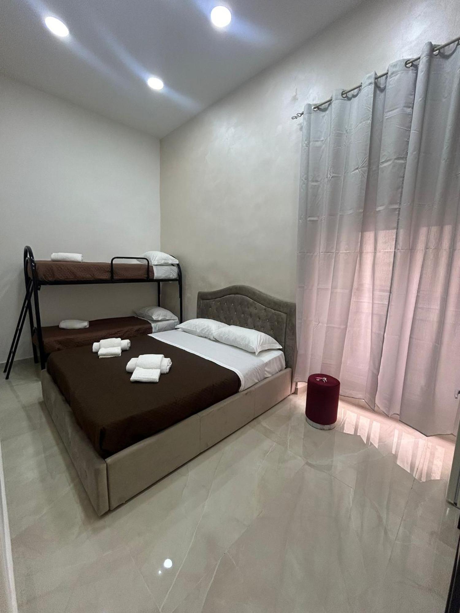 Luxury Rooms Carbonara 95 那不勒斯 外观 照片